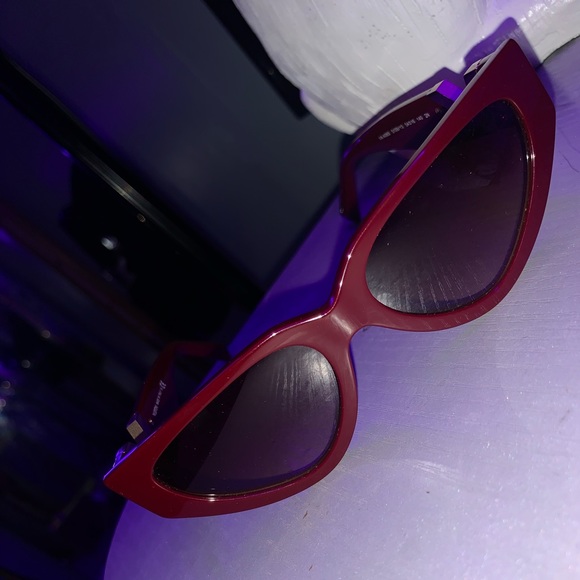 VALENTINO VA4063 Sunglasses - Picture 2 of 7
